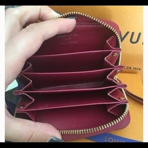 Louis Vuitton multicartes